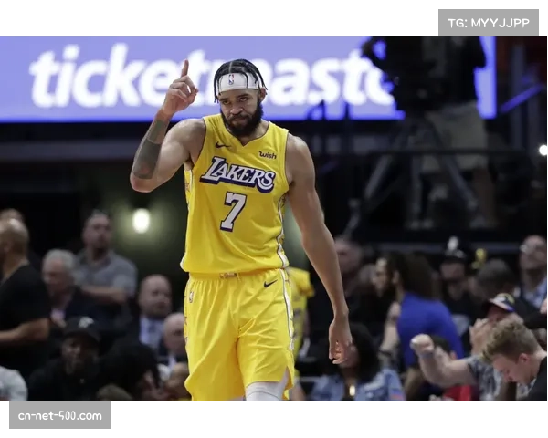 麦基加盟北京首钢 与周琦组成双塔提升禁区威慑力